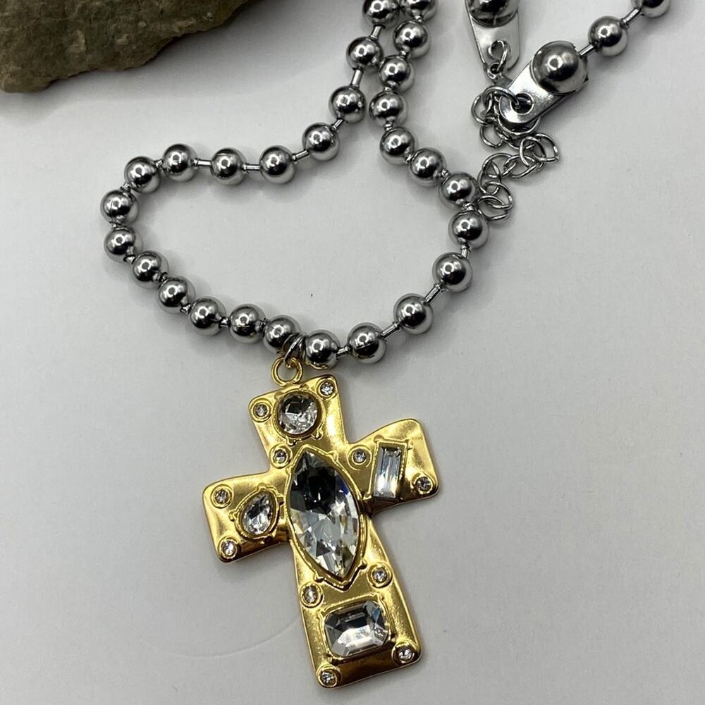 NEW Gold Rhinestone Cross & Silver Bead Necklace - Picture 10 of 12